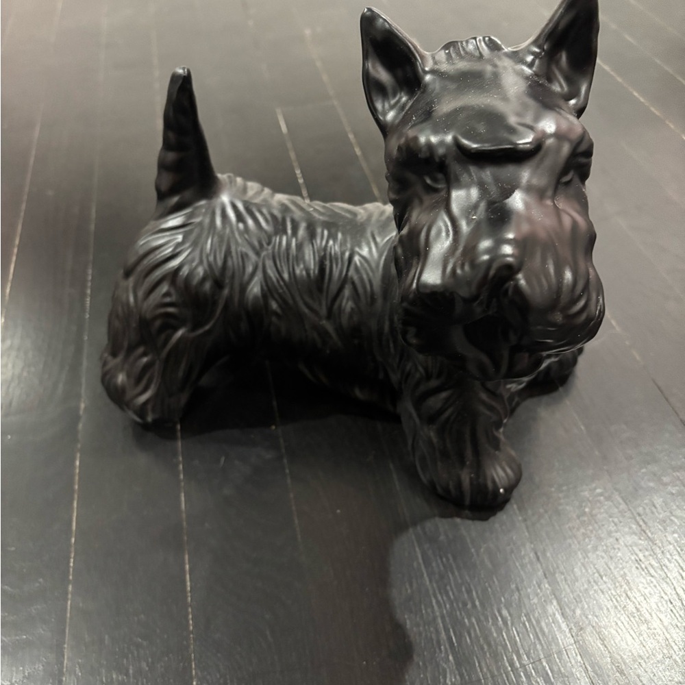 Scottish Terrier Figurine